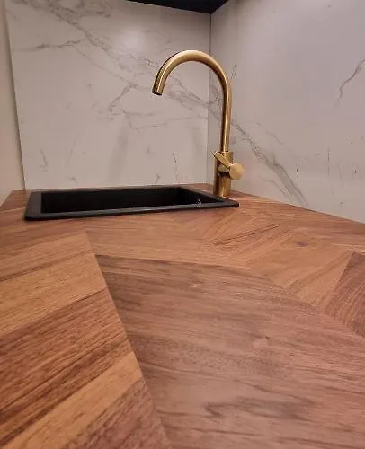 Pastelowe, Suntago, Deepspot, * 姆什乔努夫